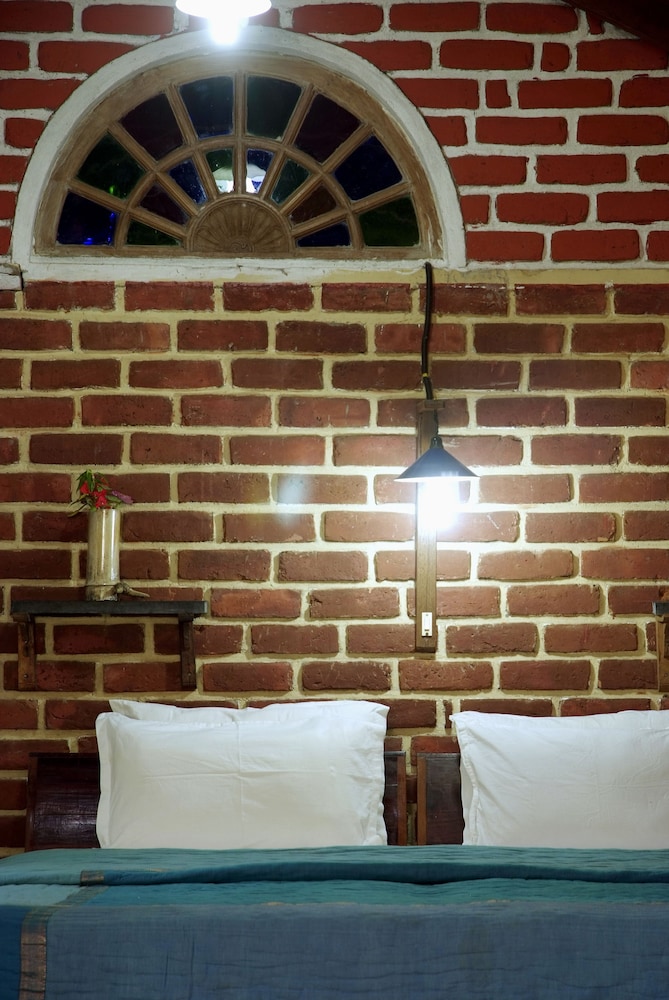 Elephant Valley Eco Farm Hotel 28/54