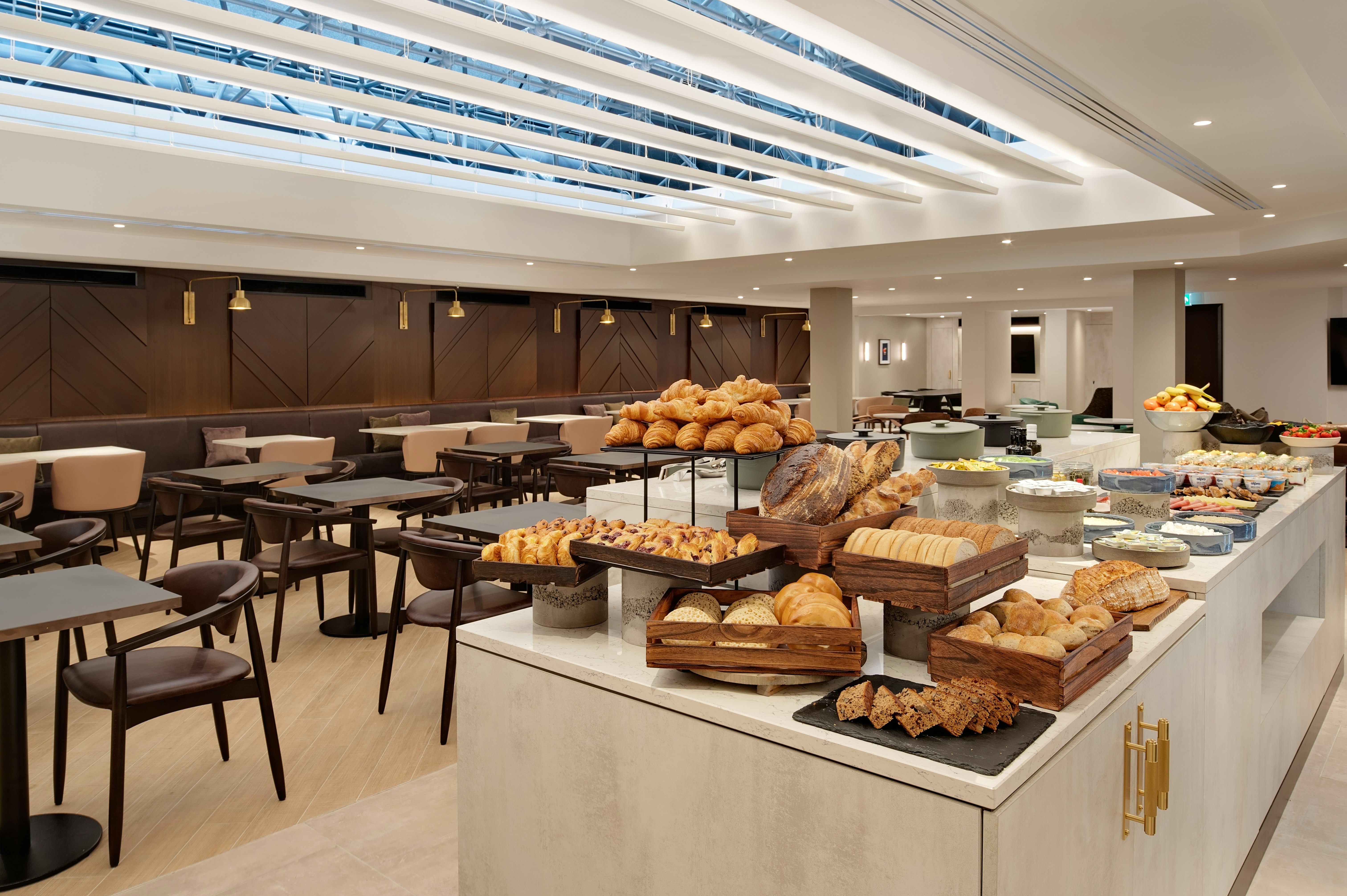 Hilton London Metropole 20/28