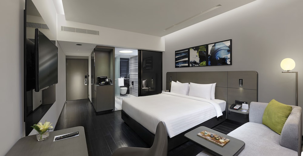 Novotel Chennai Chamiers Road 18/73