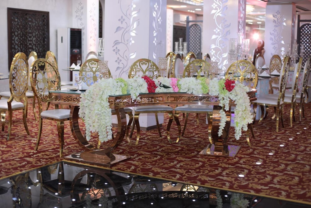 Grape Village Hotel 48/59