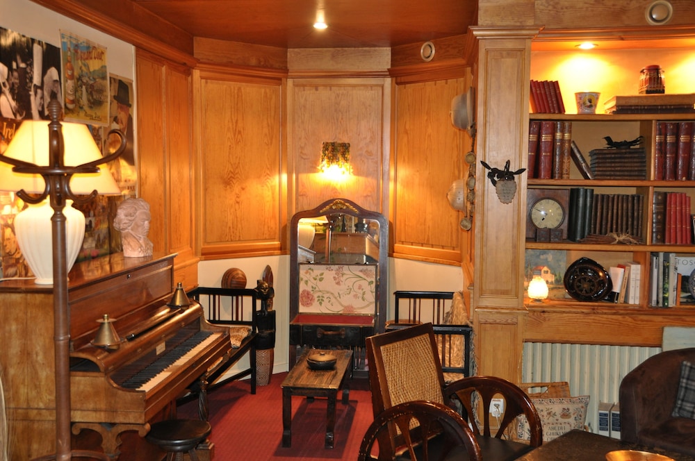 Hôtel Le Vieux Carré 36/44