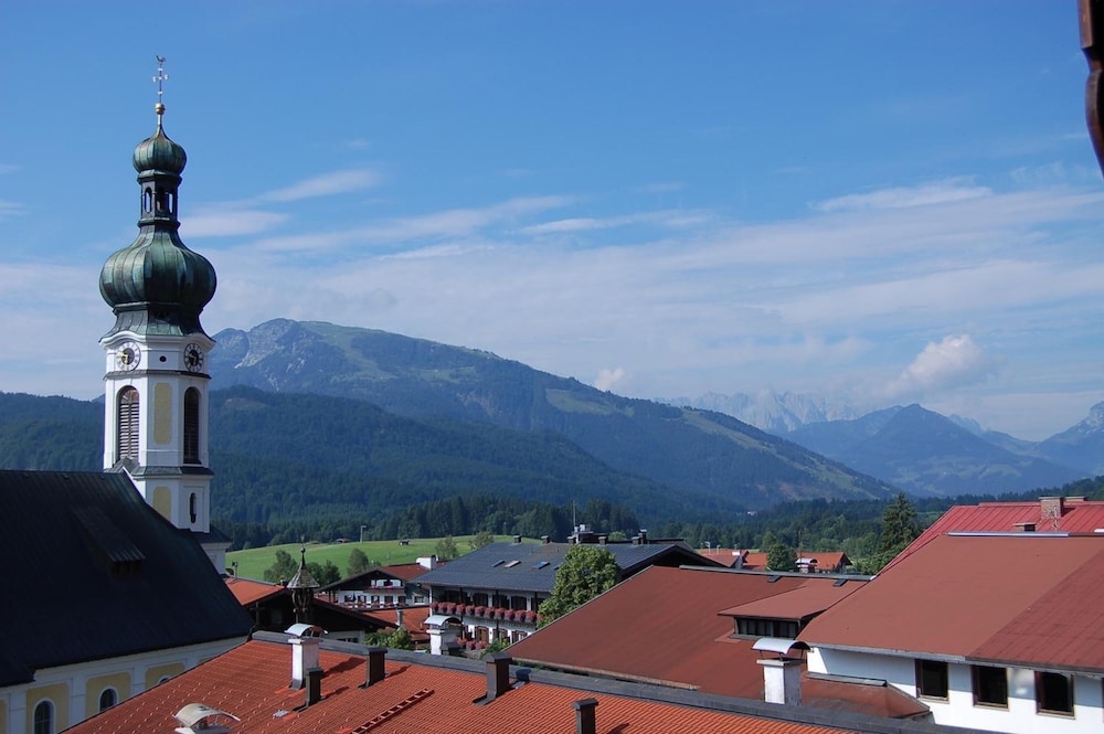 Hotel Oberschmied 41/47