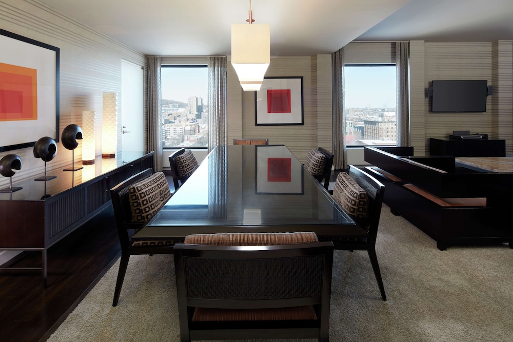 DoubleTree by Hilton Montreal 62/77