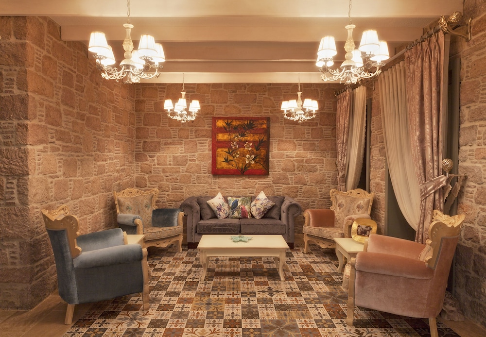 Cunda Fora Hotel 35/50