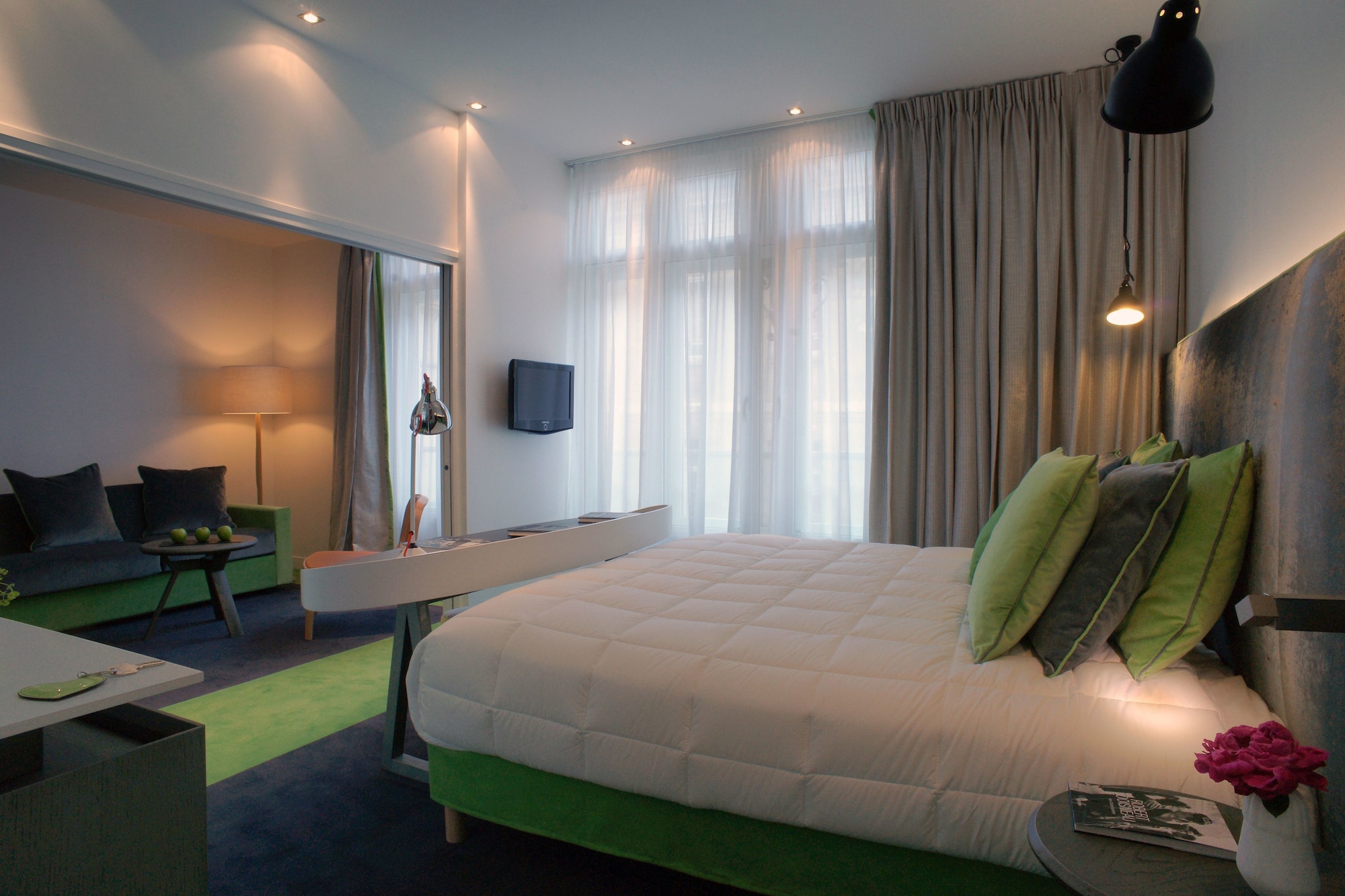 SUITE