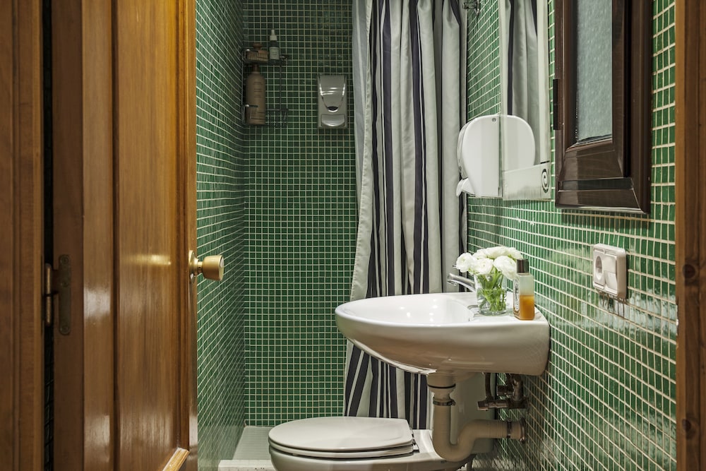 AinB Las Ramblas Guardia Apartments 53/60