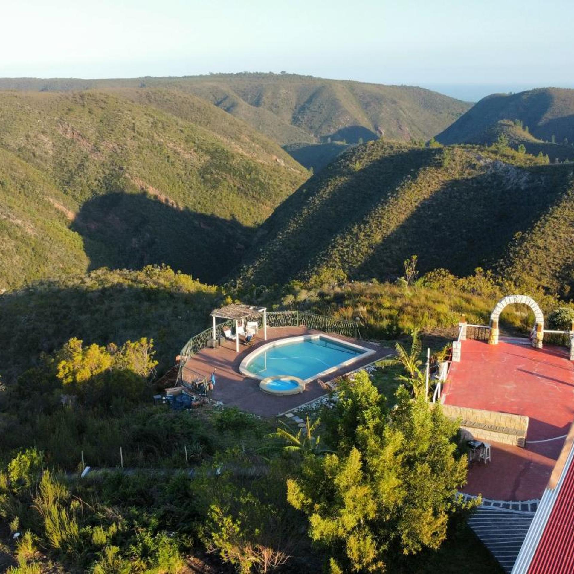 Rainforest Ridge Eco-Lodge 20/38