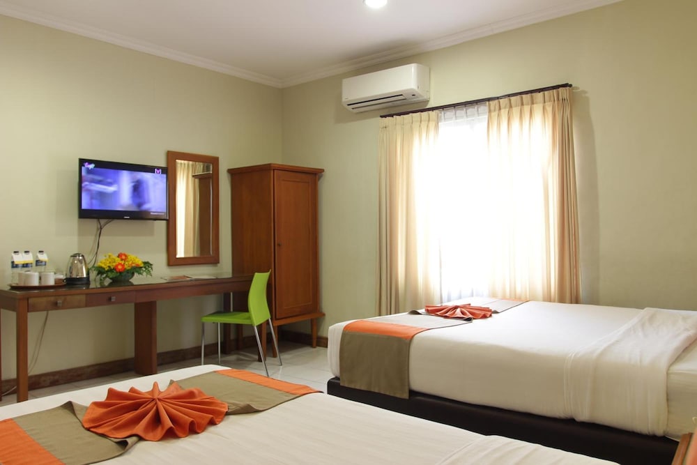 Hotel Catur 14/25