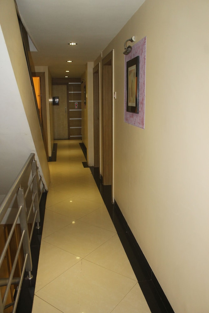 Fortune Hotel 25/39