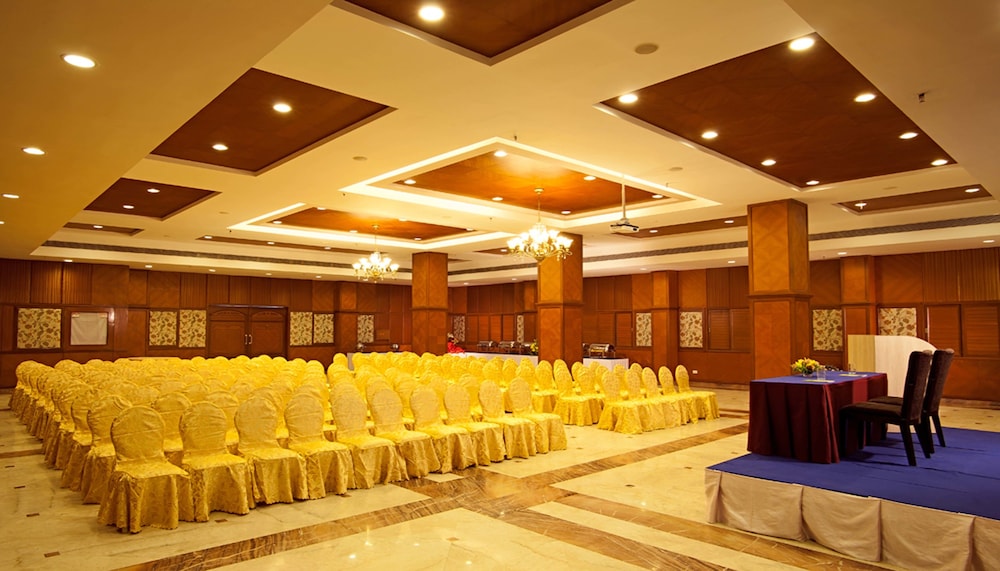 Hotel Jp Chennai Cmbt 9/47