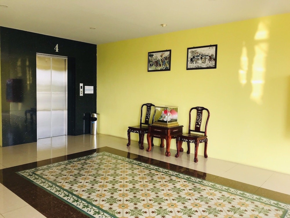 Phuket Chinoinn Hotel 16/65