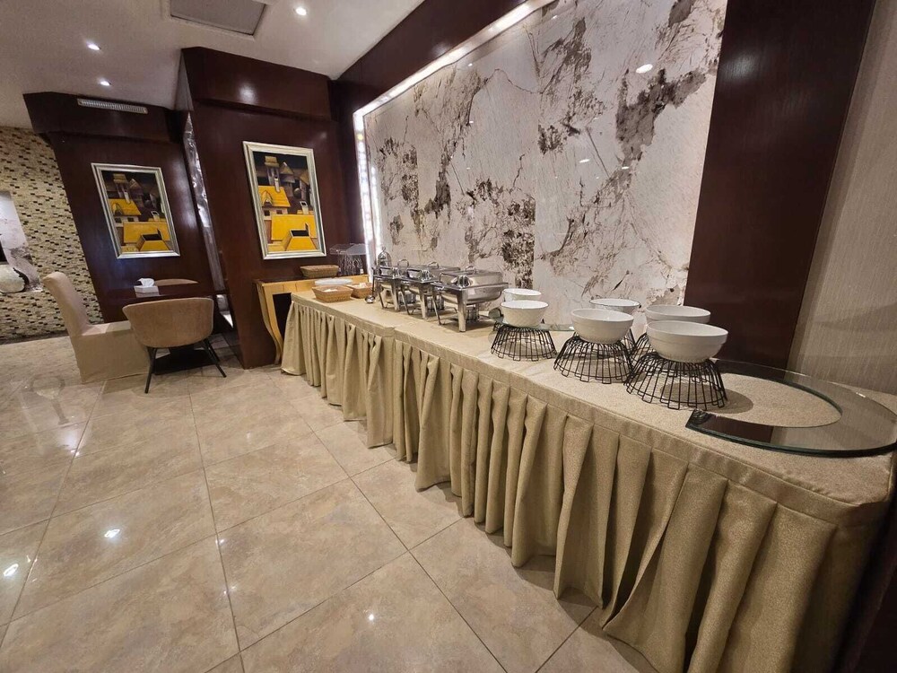 فندق ايكونو باي ليفا مطار جدة(Ekono Hotel (Ex - EKONO by LEVA Jeddah Airport Hotel)) 15/65