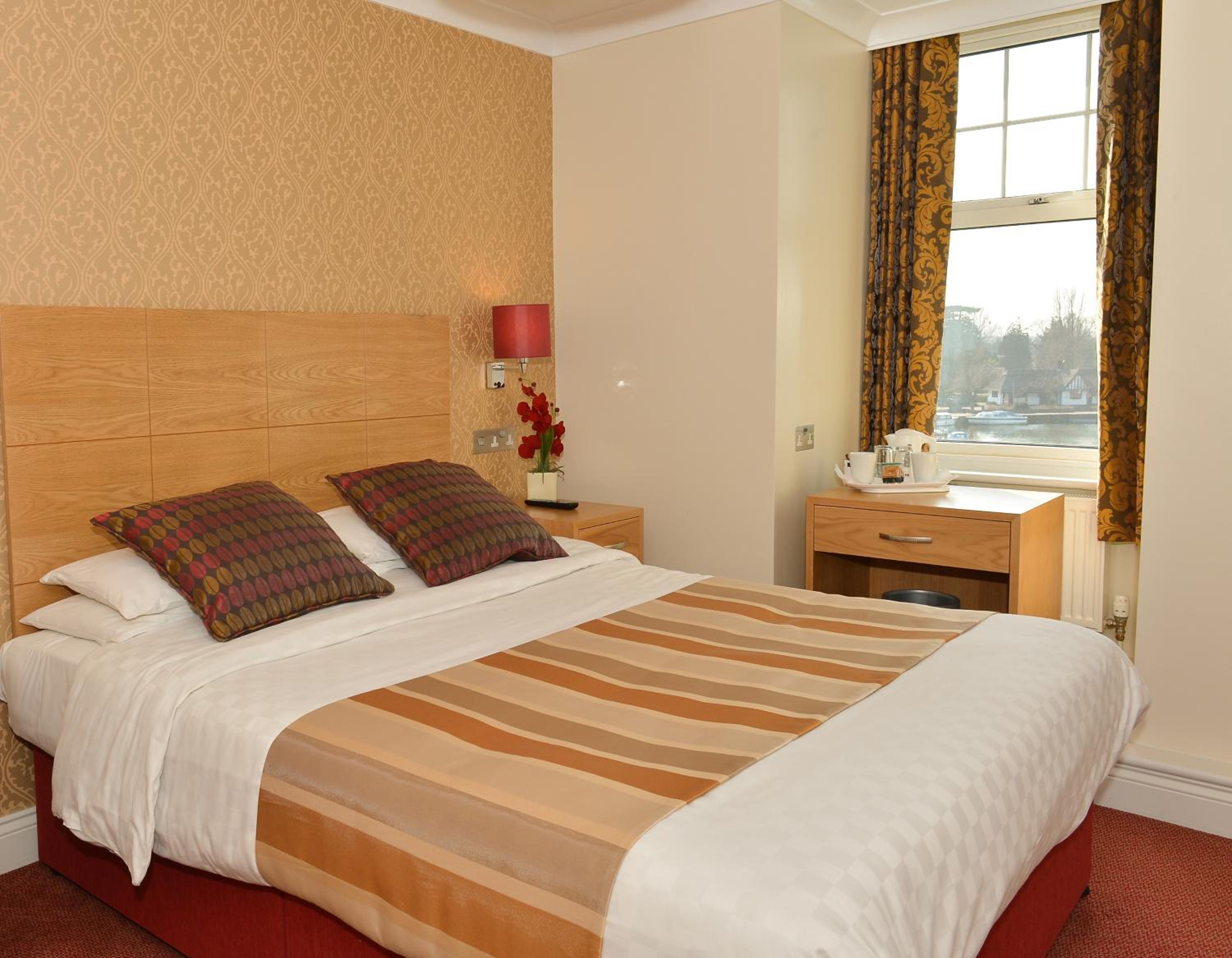 Standard, Double Bed, with View