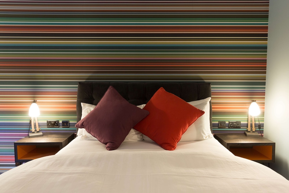 Village Hotel Cardiff 5/58