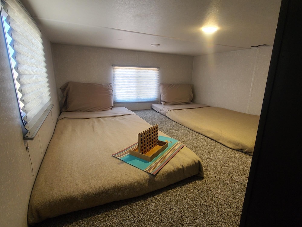 Grand Canyon RV Glamping 26/81