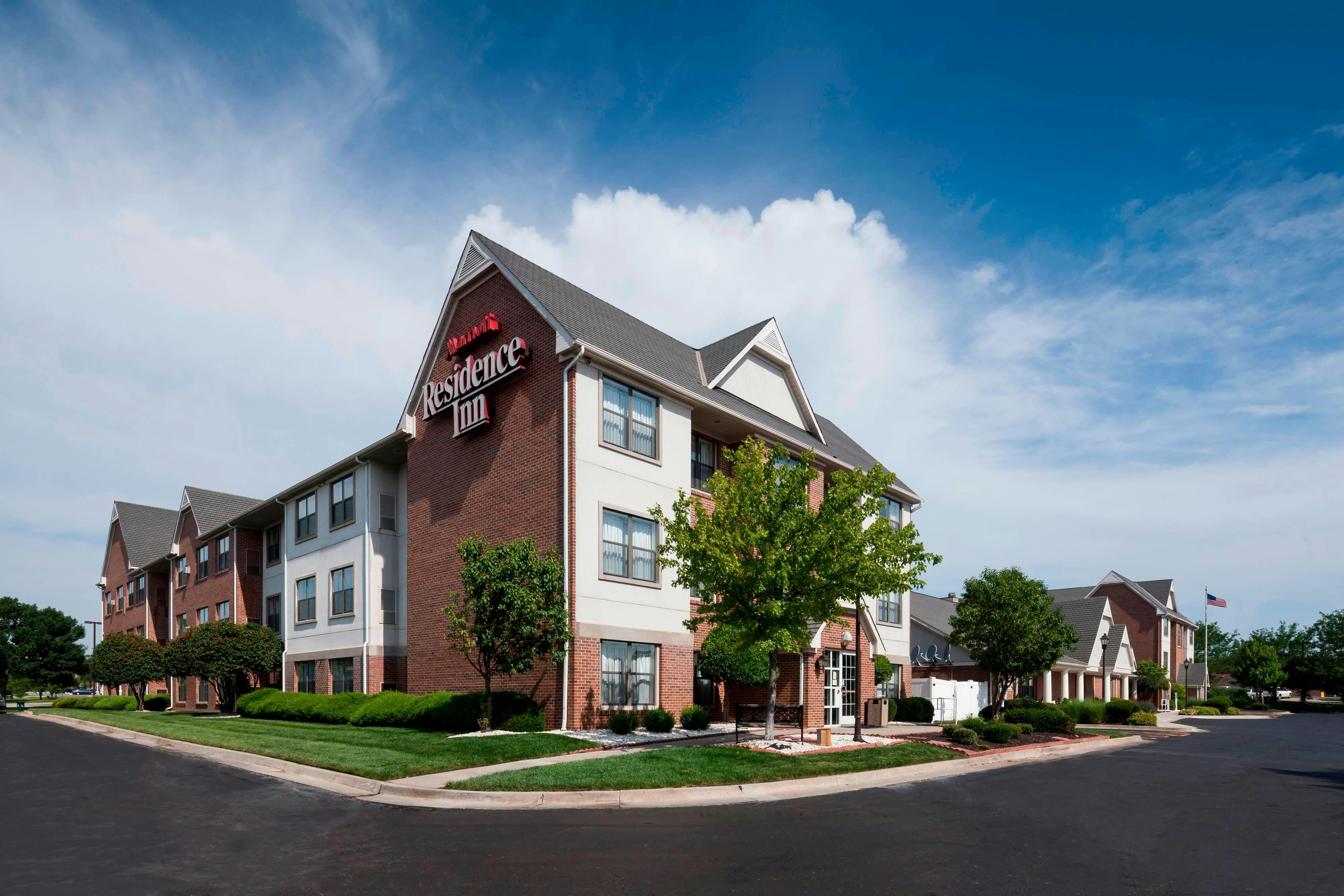 Residence Inn by Marriott Kansas City Overland Park 7/50