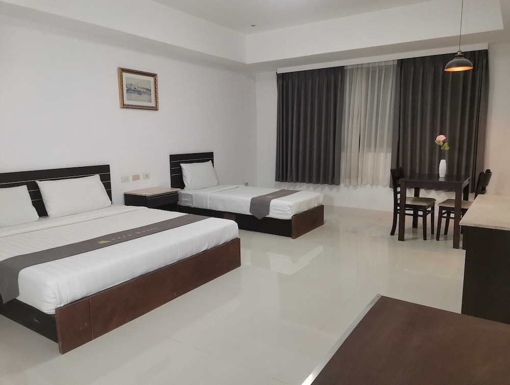 Townhouse Oak Vera Hotel Near Clark International Airport 17/57