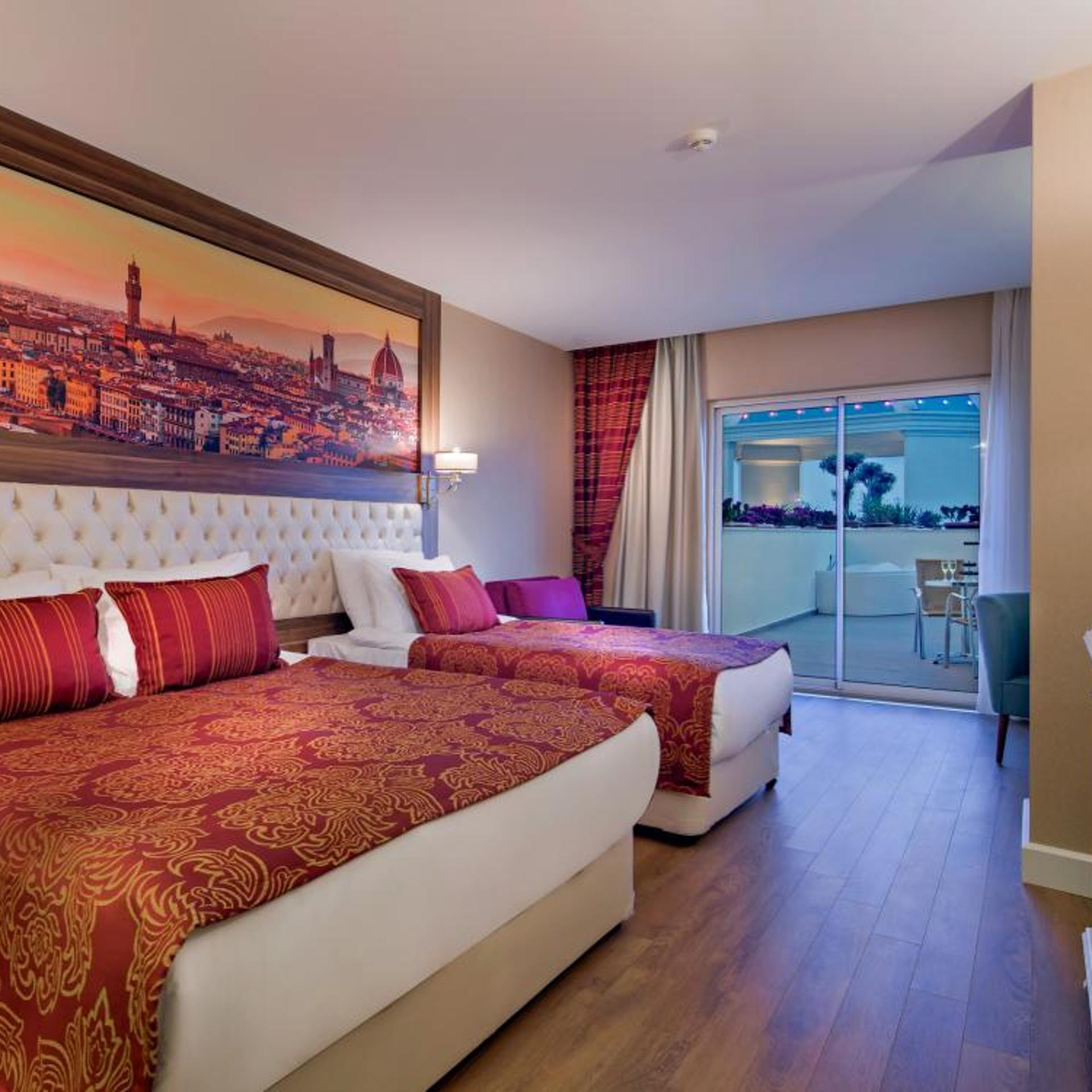 Room, Double Bed, Hot Tub