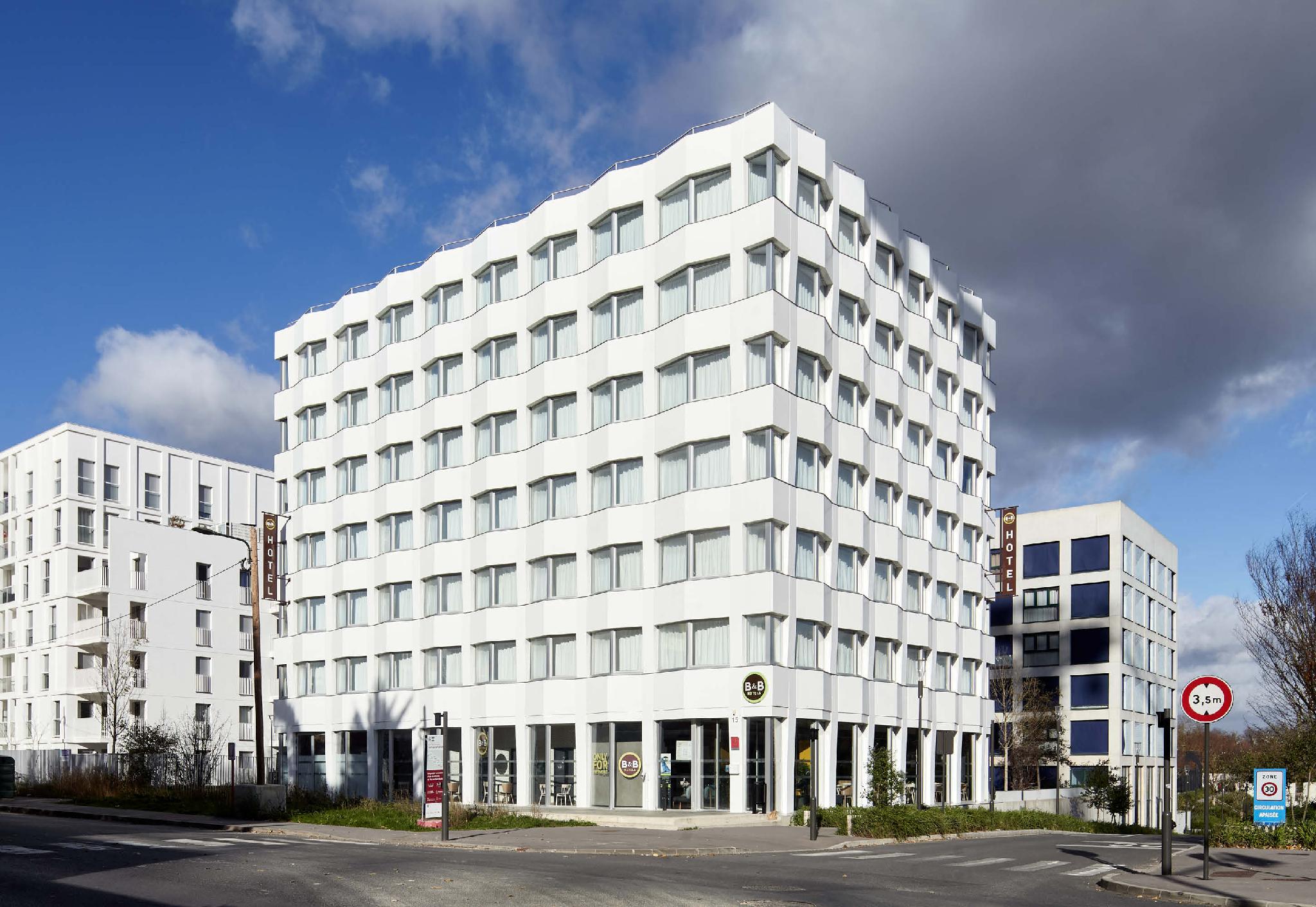 B&B HOTEL Massy Gare TGV in MASSY