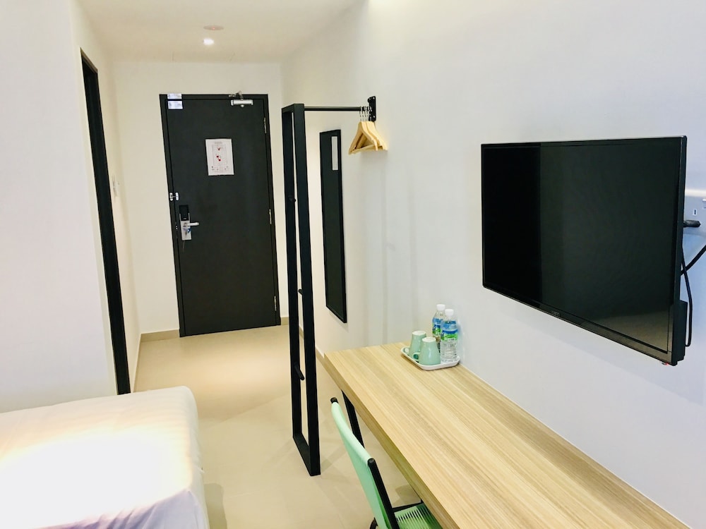 Enclave Hotel 26/26