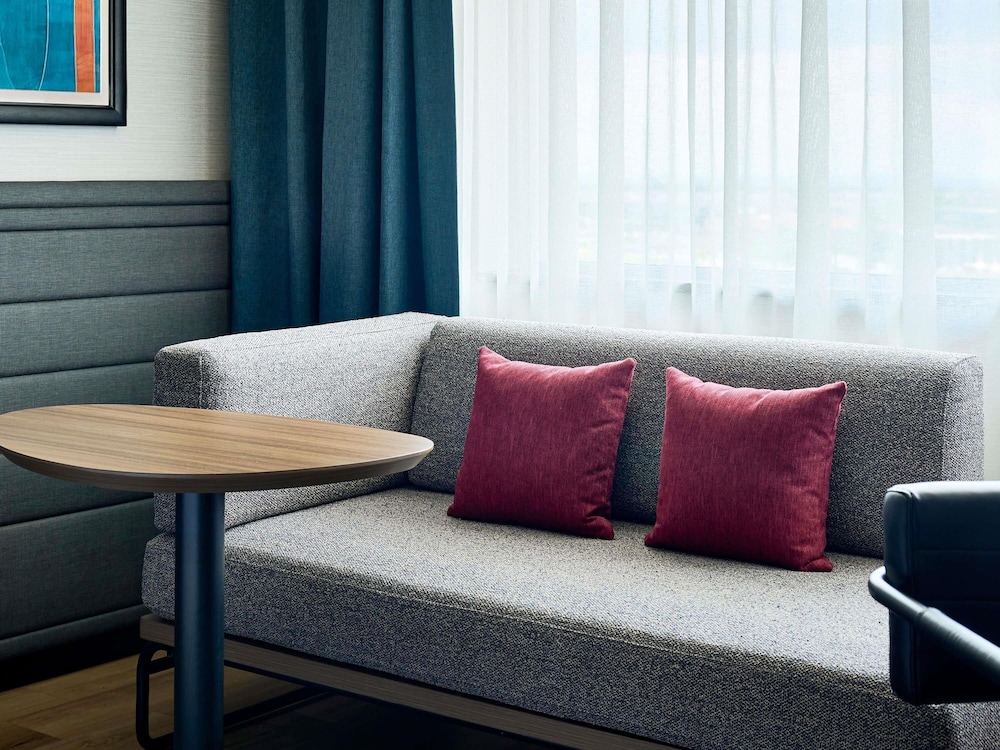Novotel Toronto Vaughan 42/65