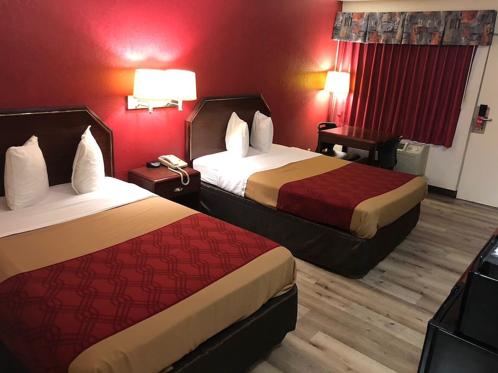 Econo Lodge Williamsburg Historic Area 20/37
