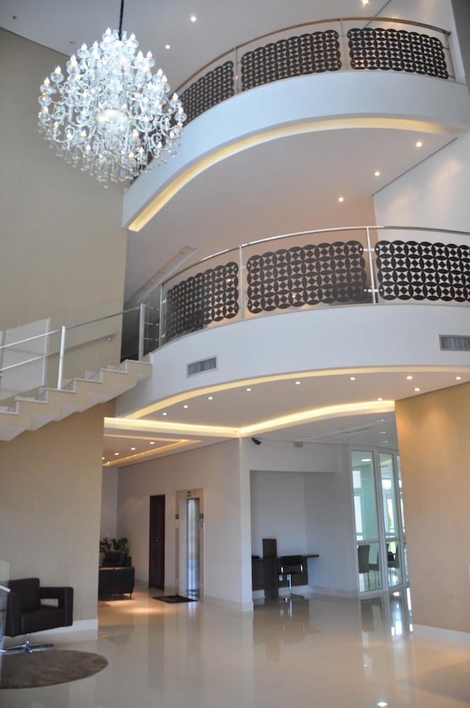 Kamur Plaza Hotel 6/41