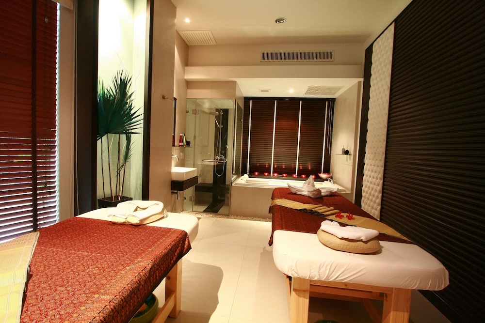 Siam Paradise Entertainment Complex 28/41