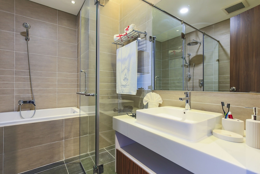 Aurora Serviced Apartments - Adults Only 33/39
