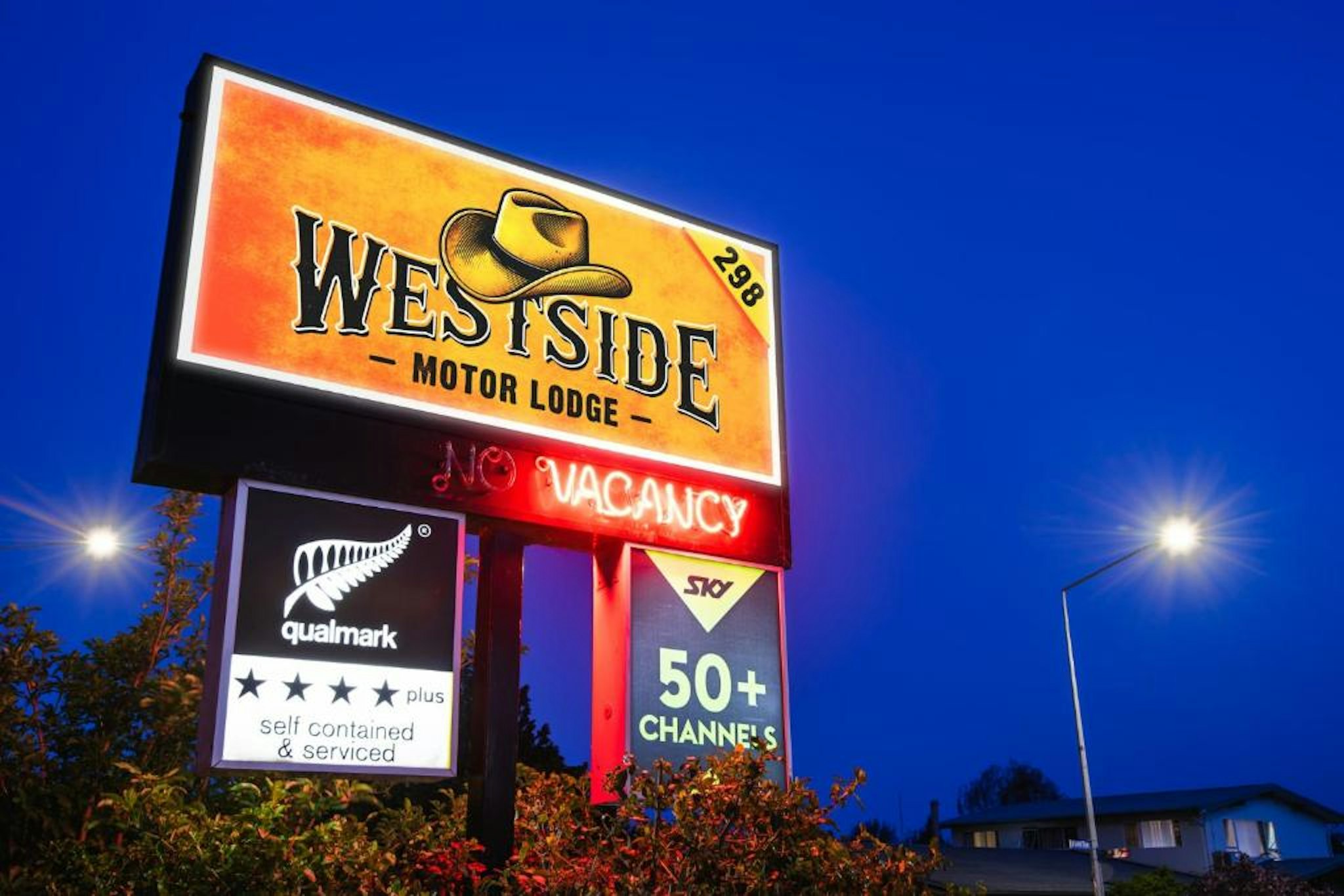 298 Westside Motor Lodge 5/41