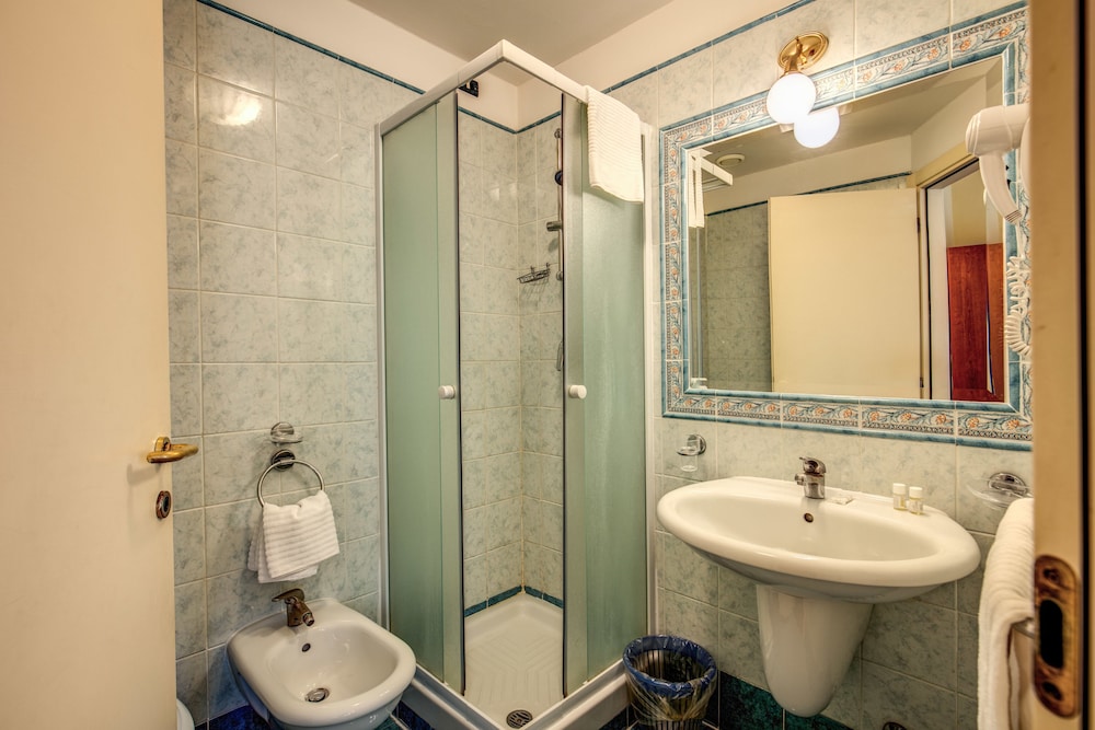 Hotel Laura 35/55
