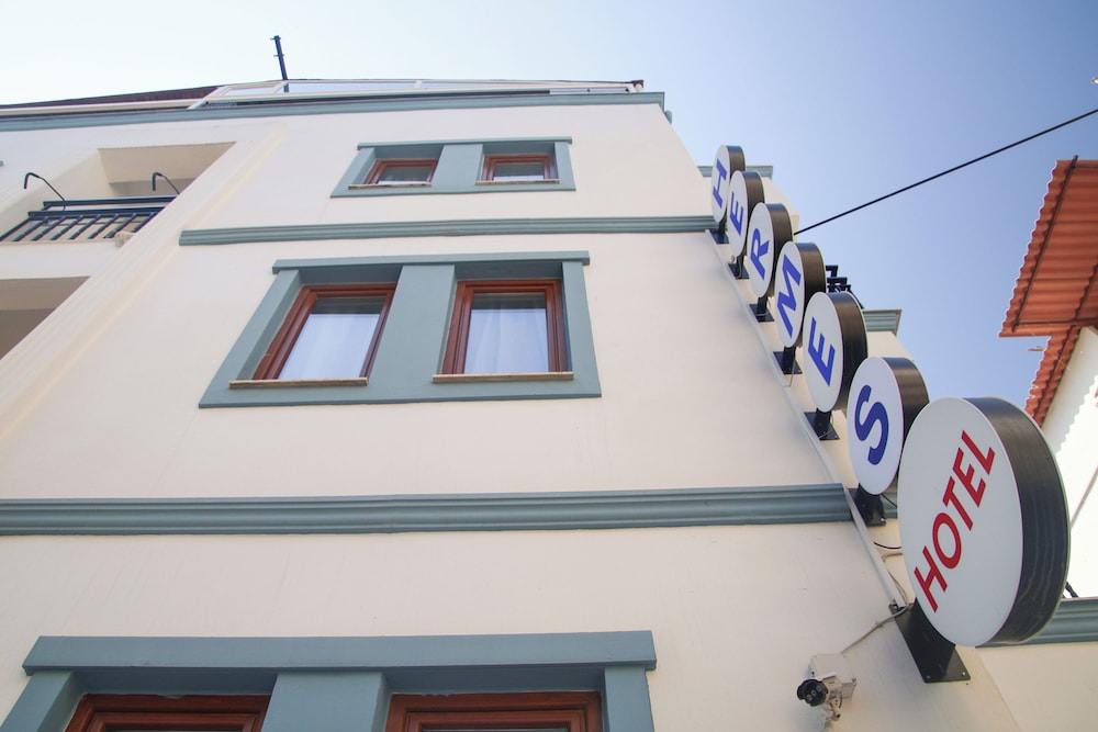 Hotel Hermes 2/33