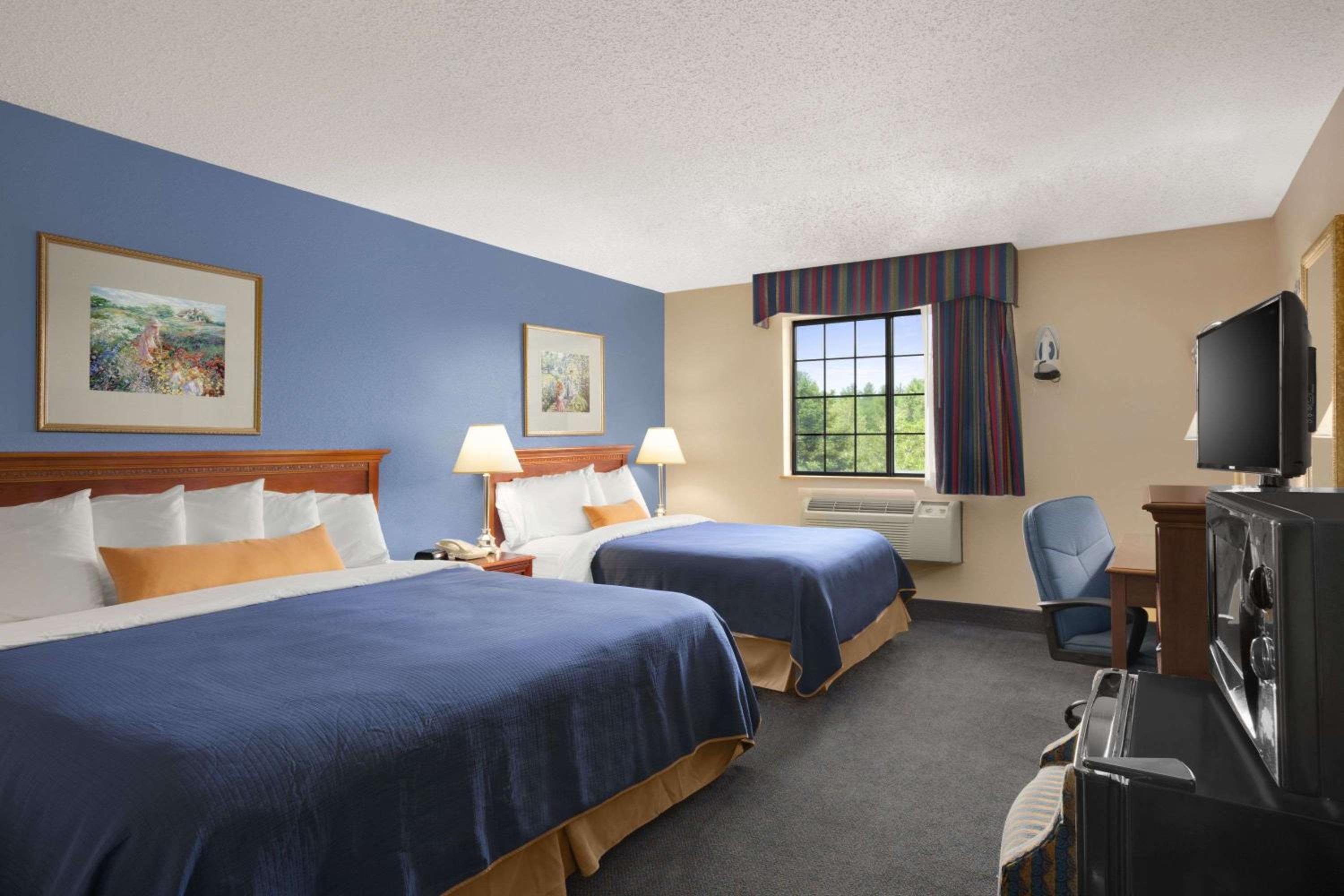 Days Inn By Wyndham Keene Nh 23/41