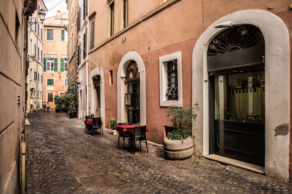 IMPERIUM SUITE NAVONA 38/65