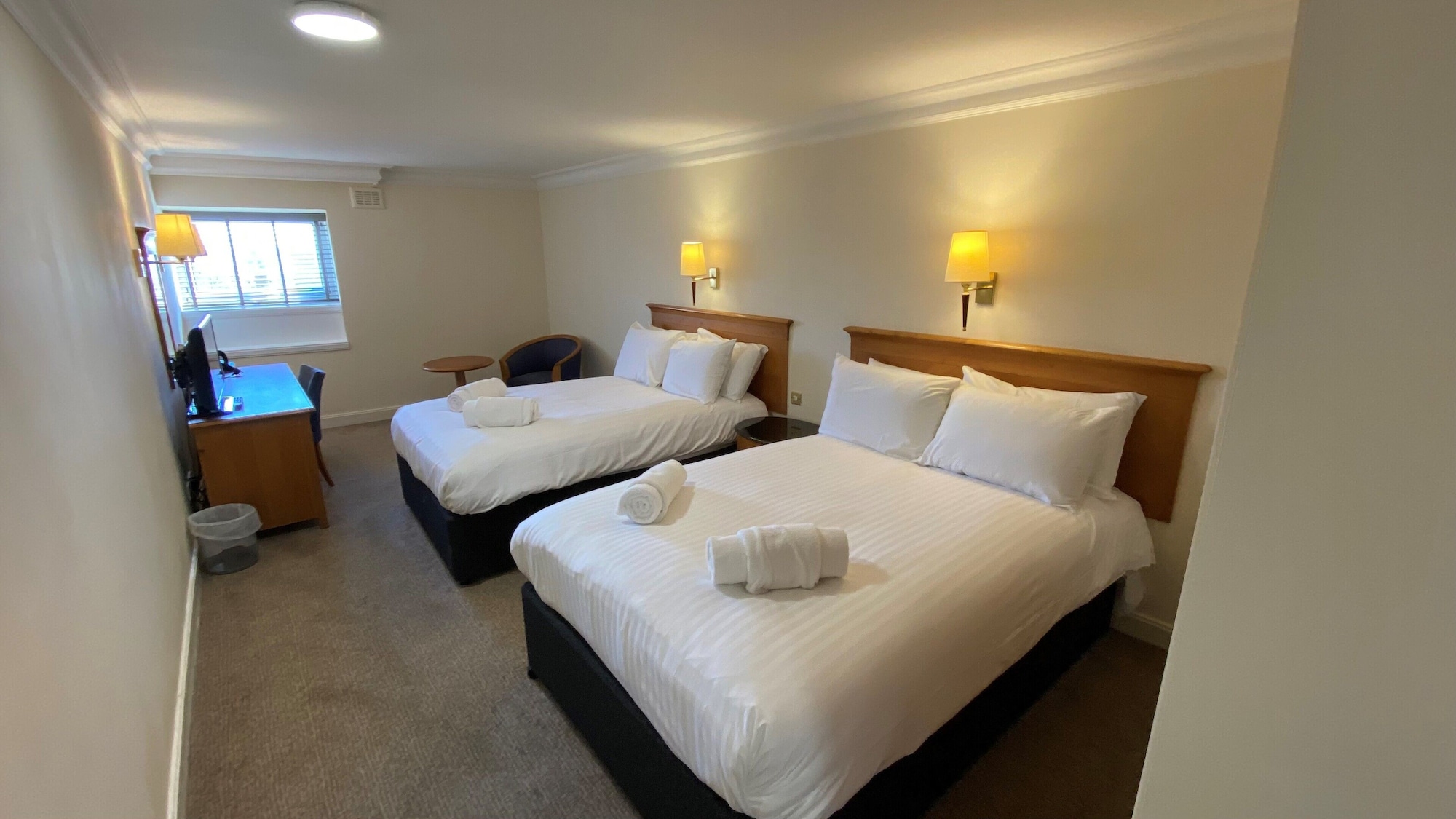 STANDARD, TWIN BEDS