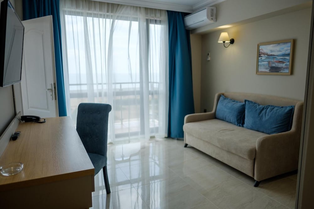 SPERANTA Hotel & Villas 18/40