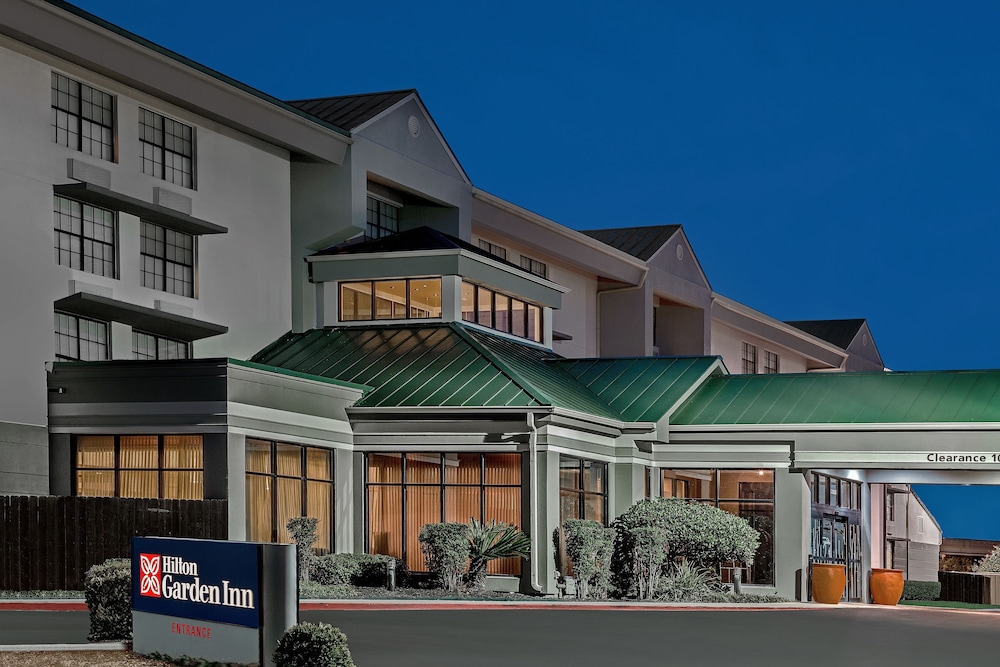 Hilton Garden Inn San Antonio Airport Hotel 3/59