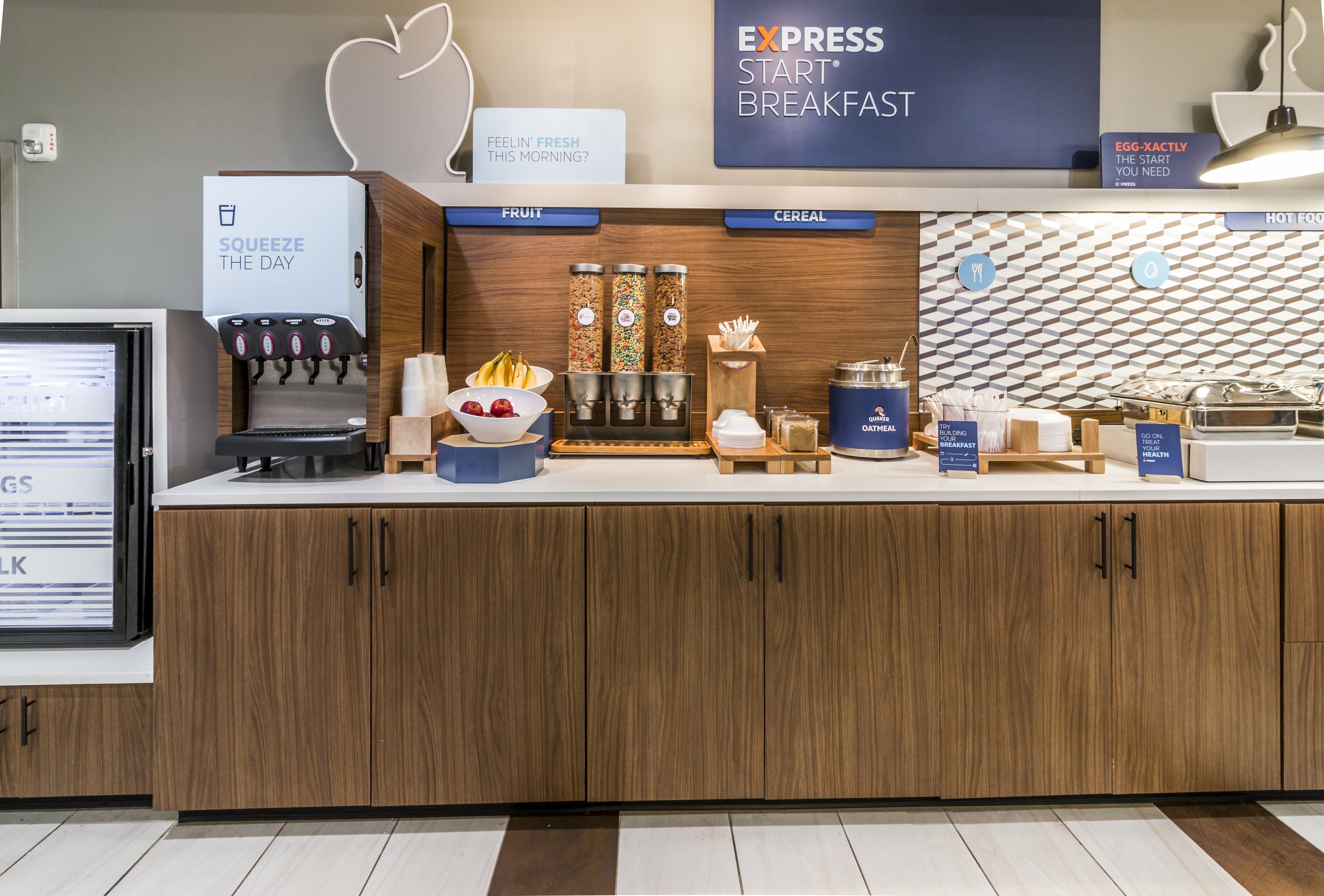 HOLIDAY INN EXPRESS VILLA RICA 10/38