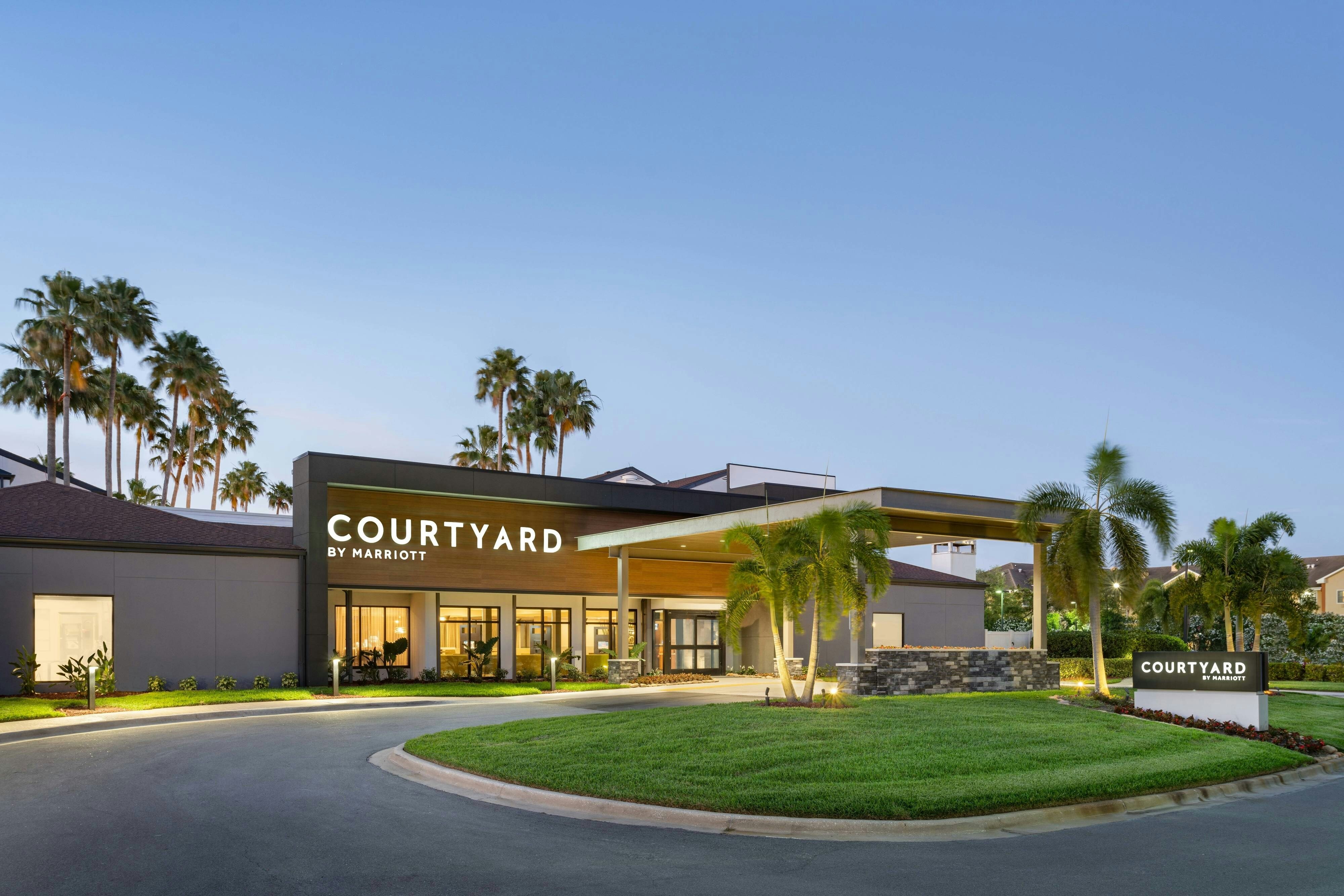 Courtyard Marriott St Petersburg Clearwater 1/10