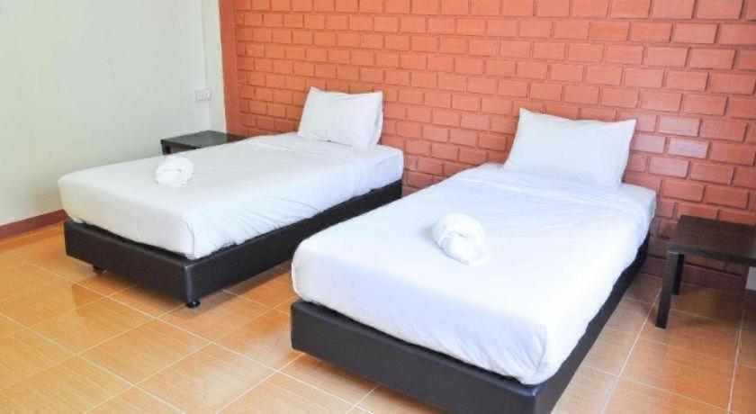 Budsarakam Place Hotel 28/33