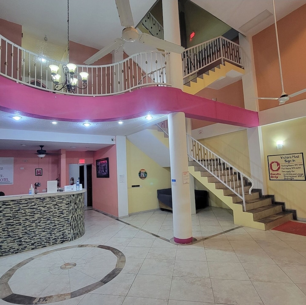 Maya Bella Downtown Hotel 7/50