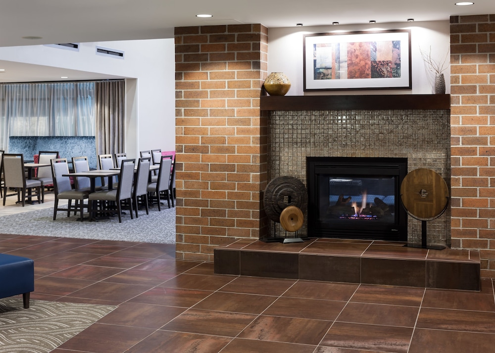 Hampton Inn Suites By Hilton Omaha Downtown 11/46