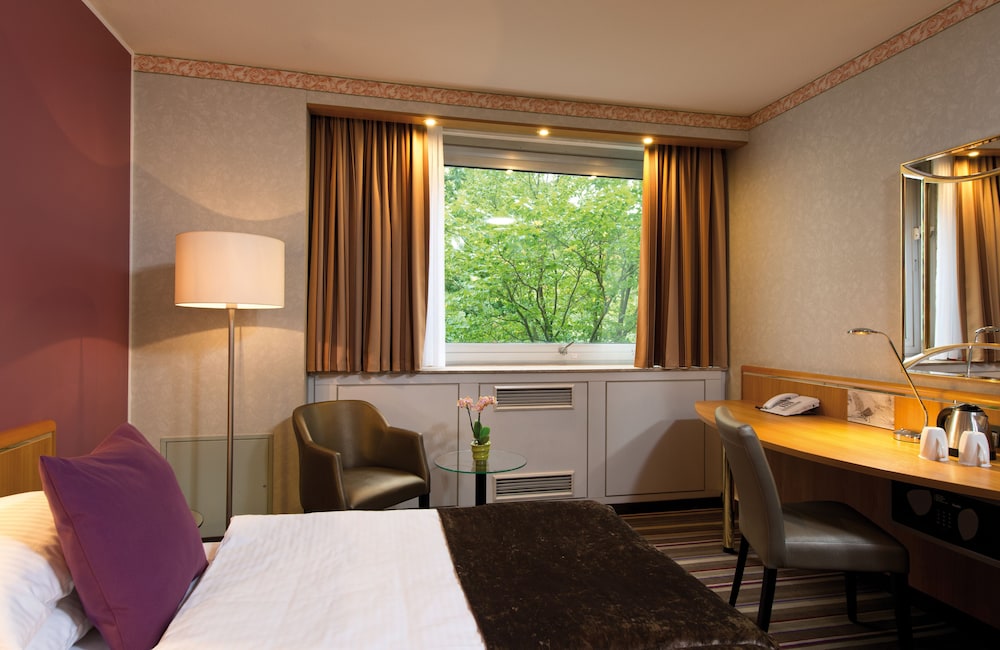 Leonardo Hotel Frankfurt City South 31/84