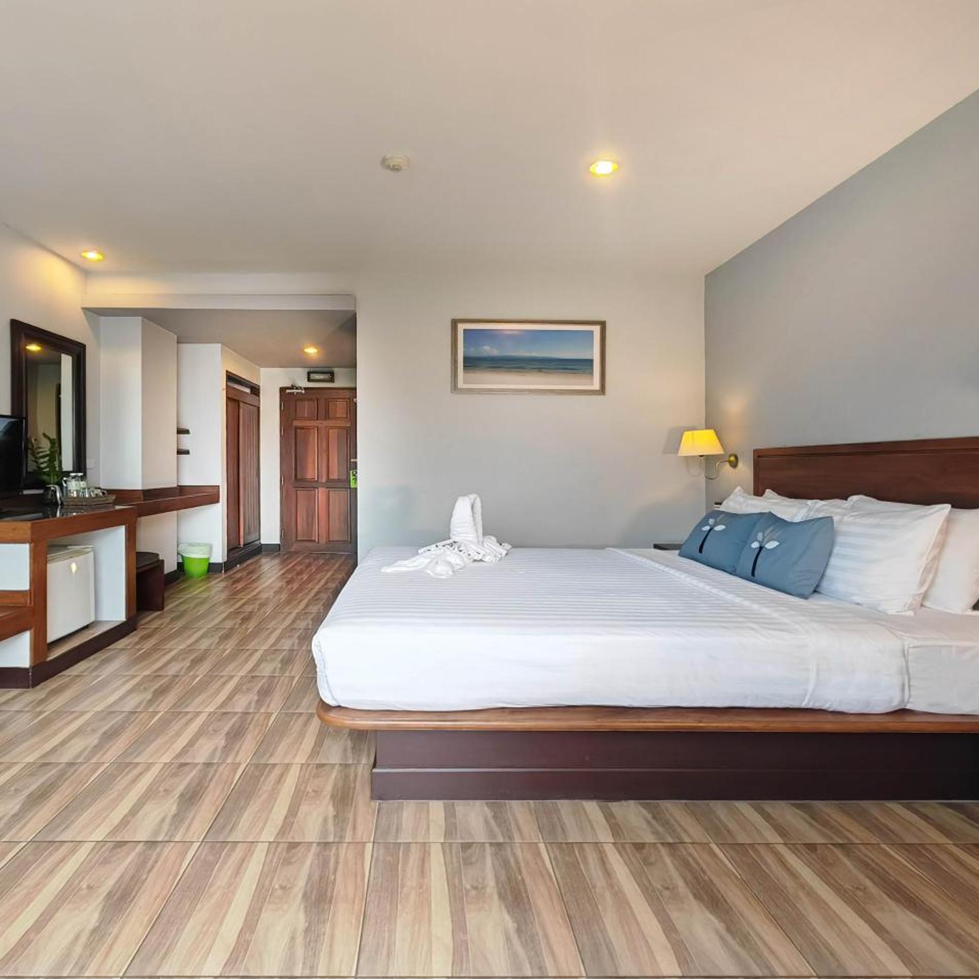 غرفة سوبيريور بسرير مزدوج أو سريرين منفصلين بإطلالة على المسبح، Savotel 5/10