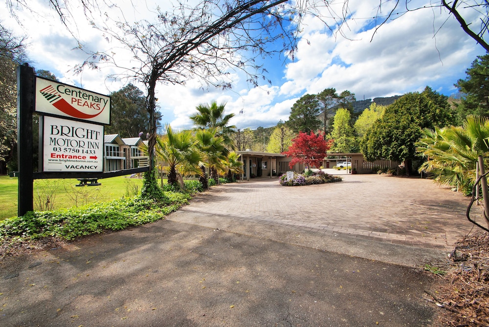 BRIGHT MOTOR INN 36/44