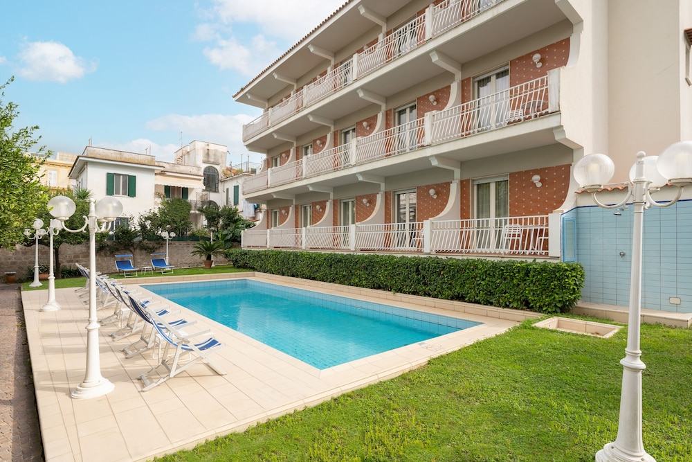Hotel Eliseo Park S 61/65