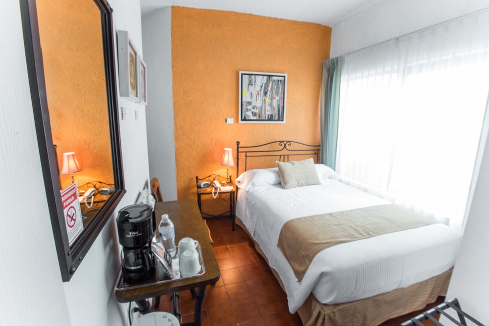 Portico Cultural Hotel 14/63