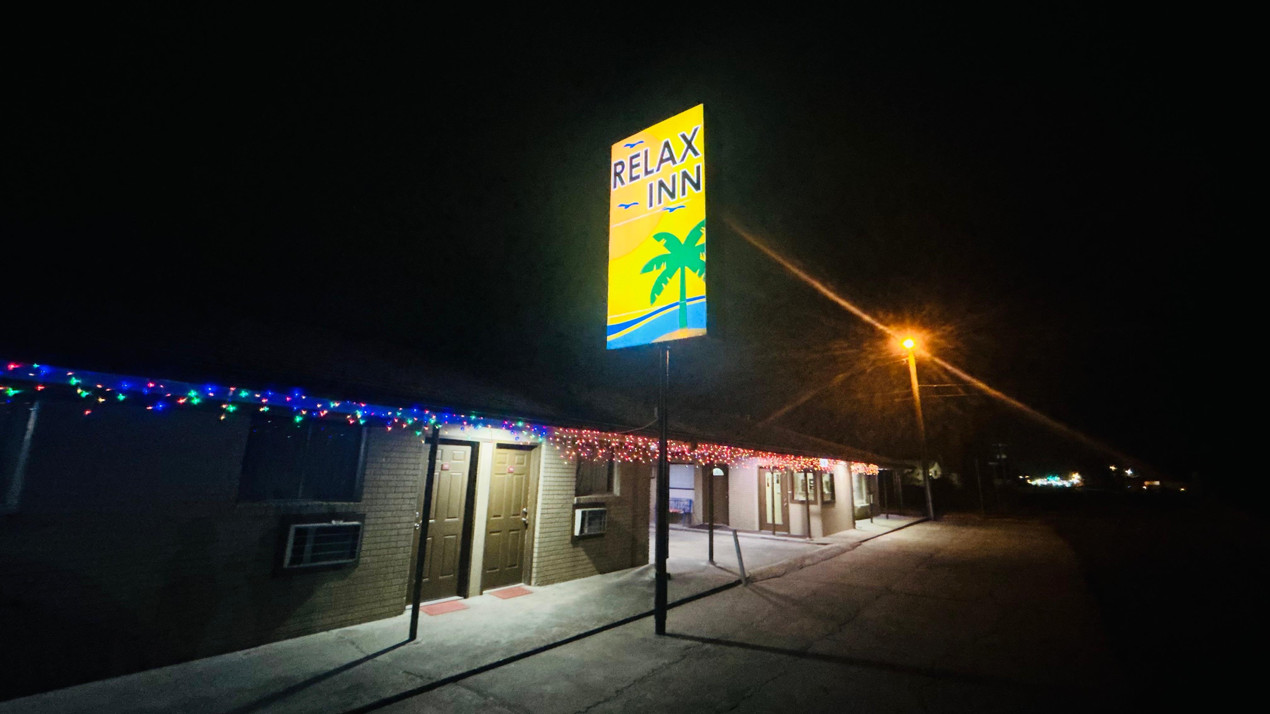 Relax Inn By OYO Sulphur Hwy 90 in SULPHUR - LA