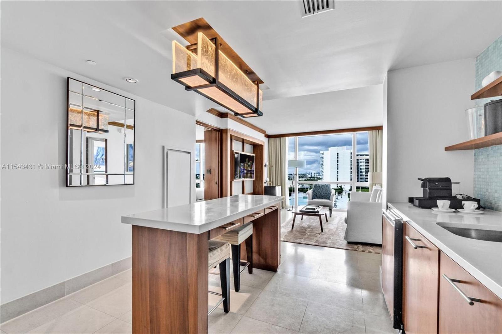 Carillon Miami Beach Private Luxury Suites 9/30