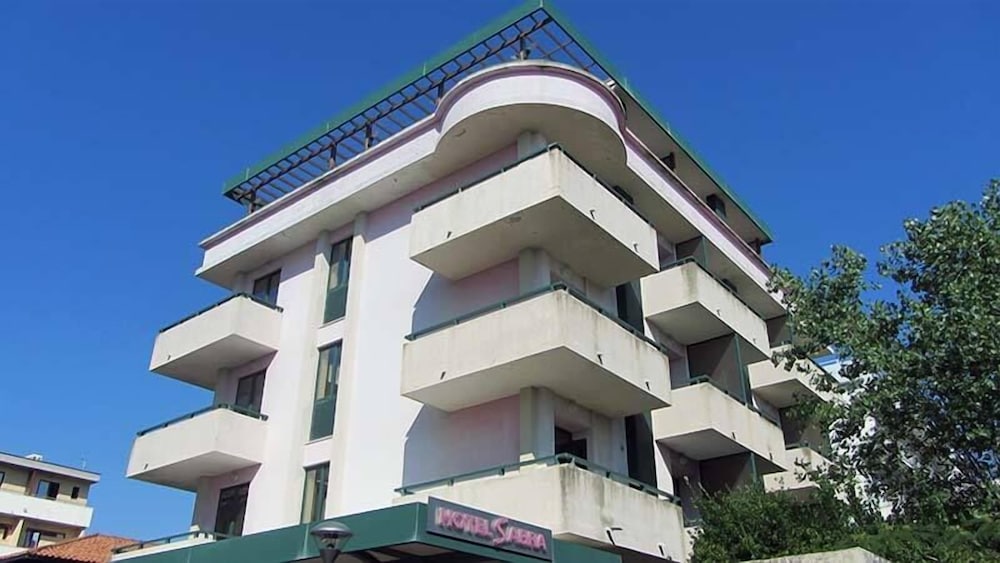 Sabra Hotel 3/35